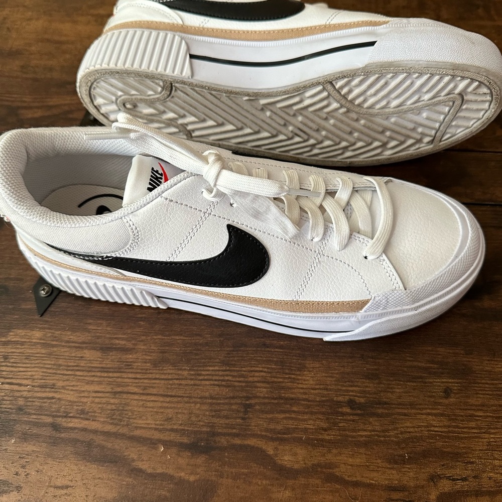 Womens Nike